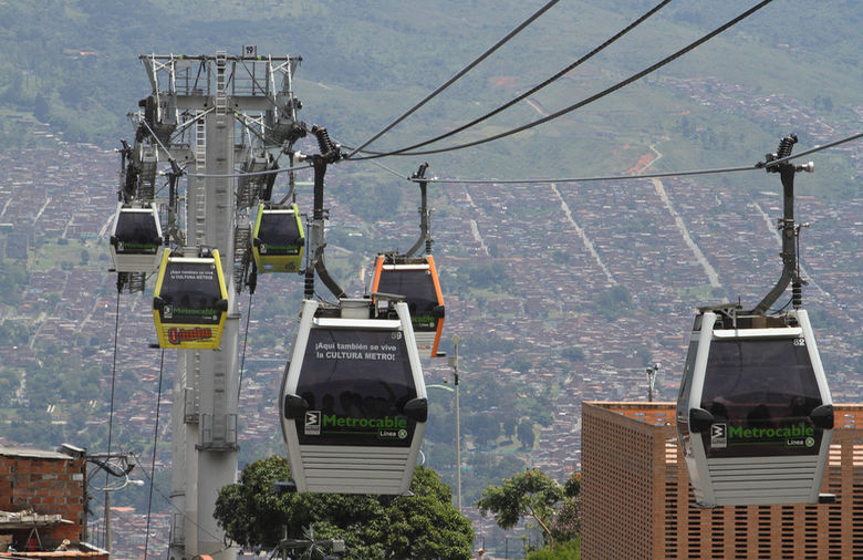 BRT-metrocable-colombia